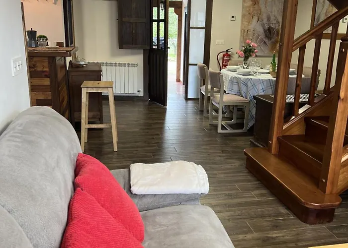 Casa Boni Y Florina Сasa de vacaciones Nava