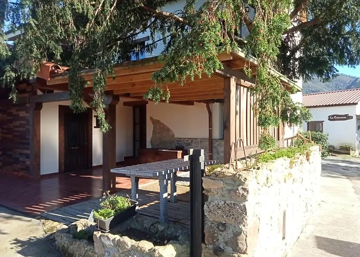 Casa Boni Y Florina Nava